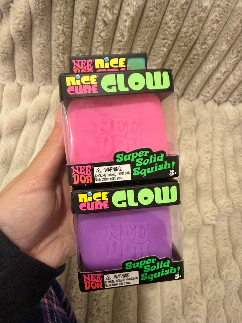 Nido nice cube glow solid squish